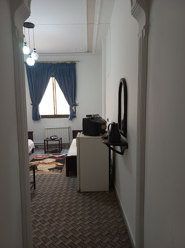 هتل ابریشم سرخس