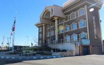 هتل دوستی سرخس