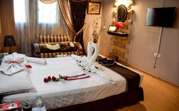 هتل فردوسی مشهد