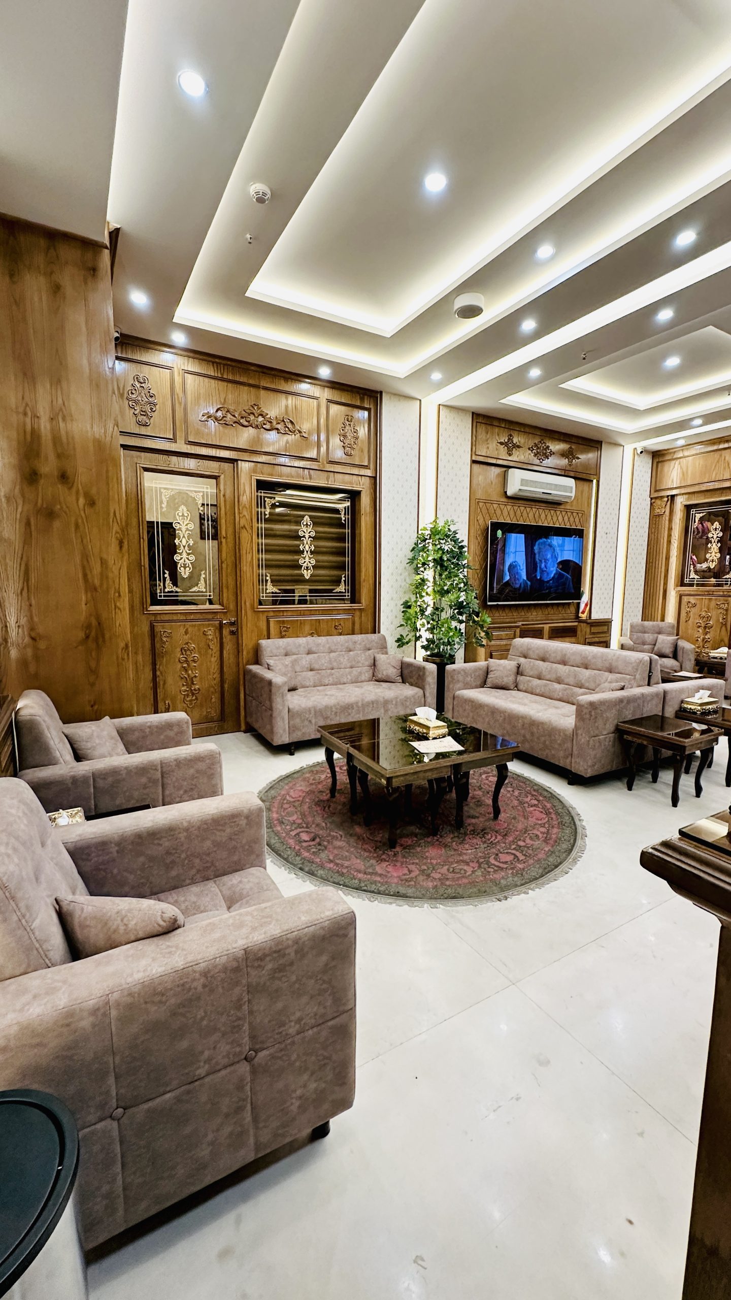 هتل هگمتانه مشهد