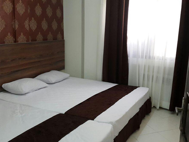 هتل آپارتمان ثامن السرور مشهد