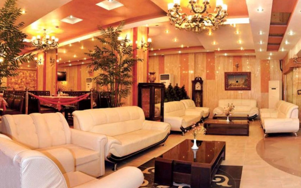 هتل آپارتمان میزبان مشهد