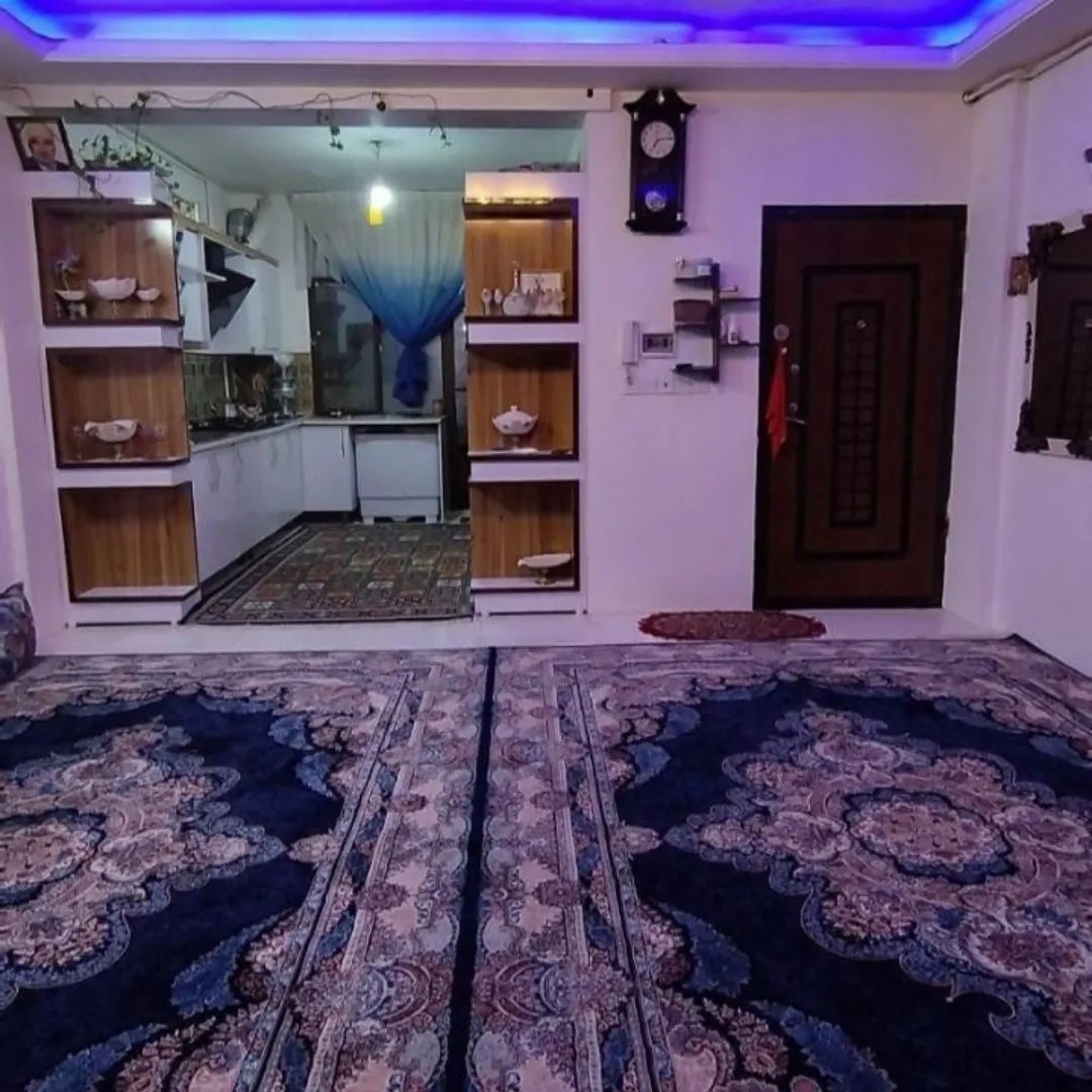 مهمانپذیر بزرگمهر مشهد