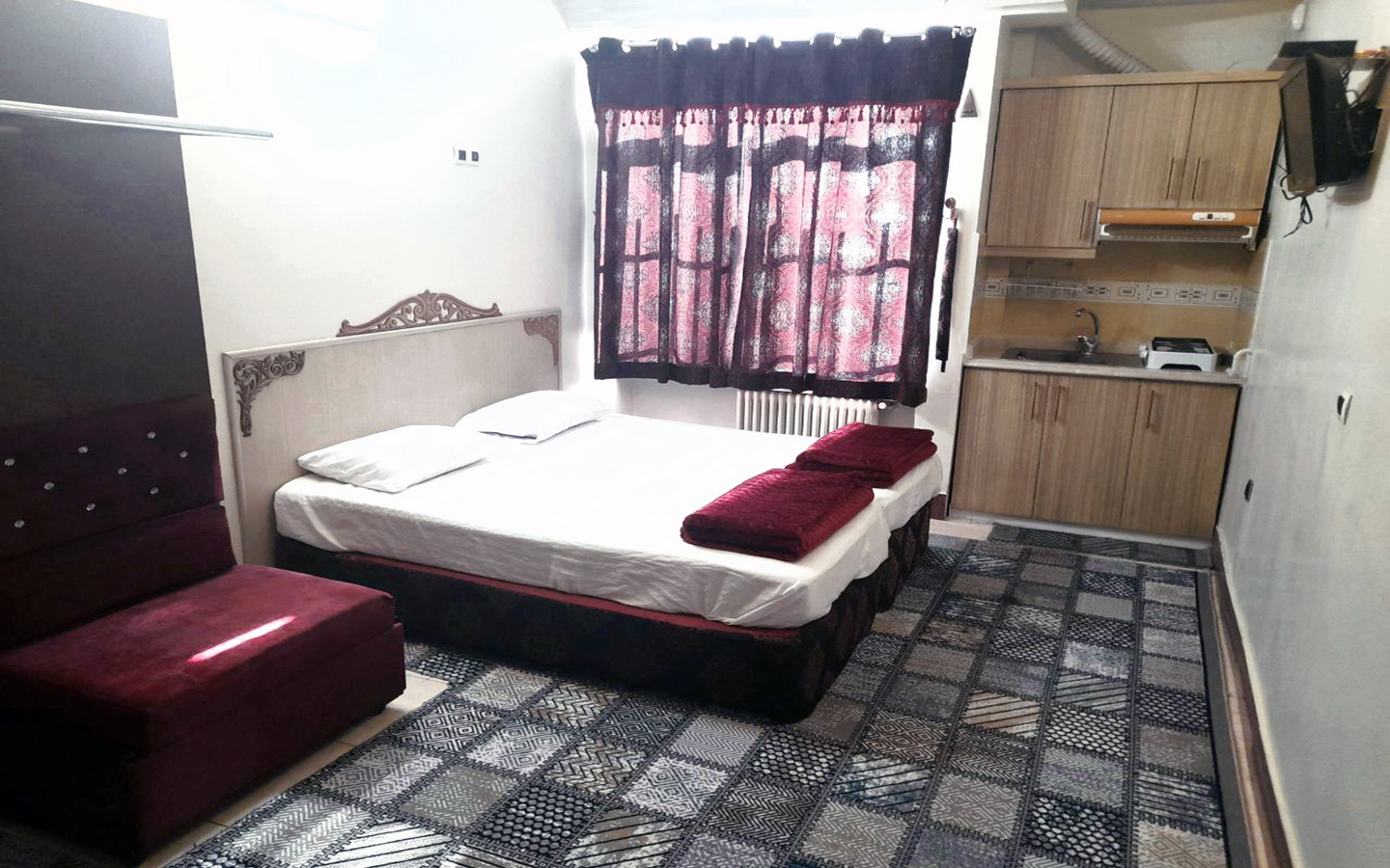 مهمانپذیر برادران هاشمی مشهد