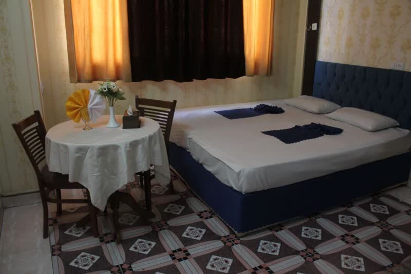 هتل آپارتمان پونه مشهد