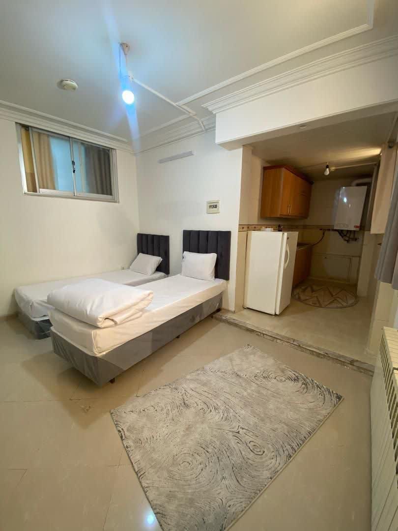 مهمانپذیر هادی مشهد