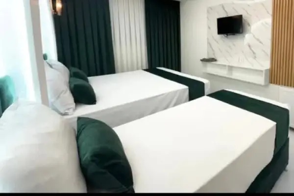 مهمانپذیر پنج تن   مشهد