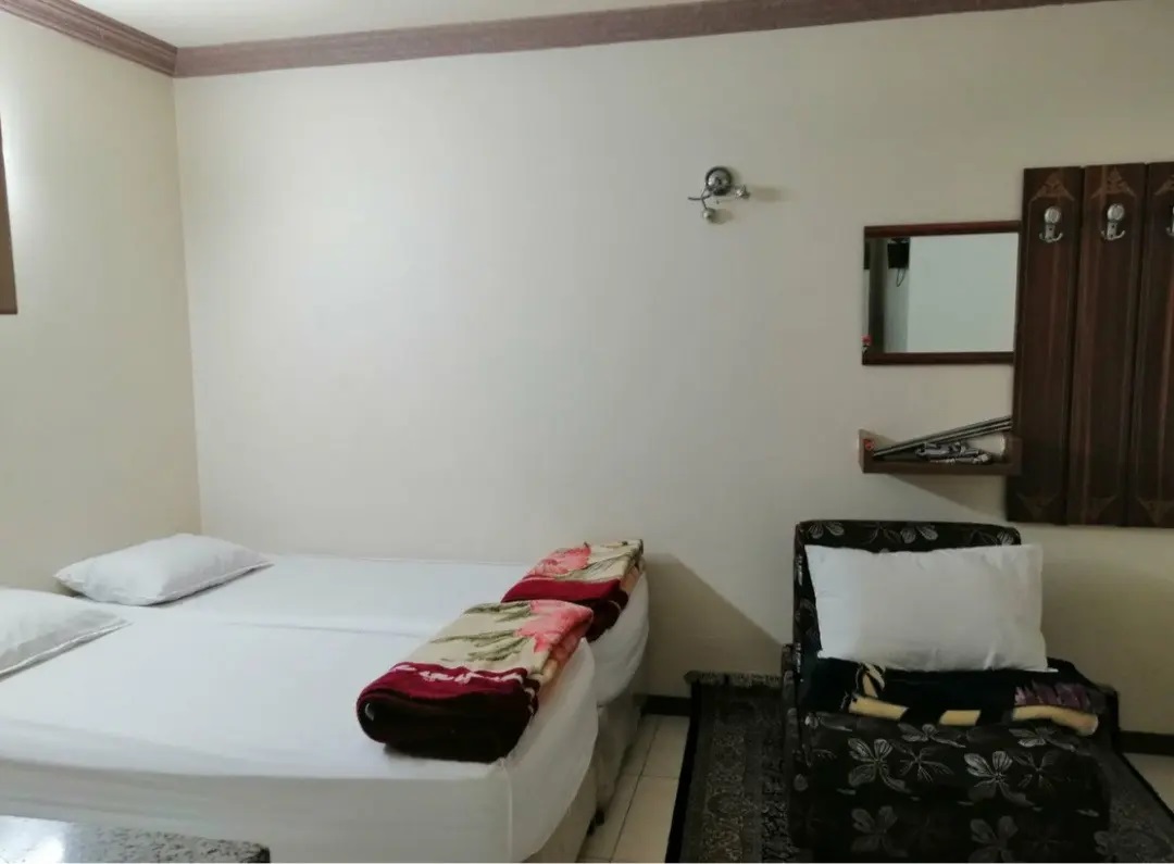 مهمانپذیر حامد مشهد