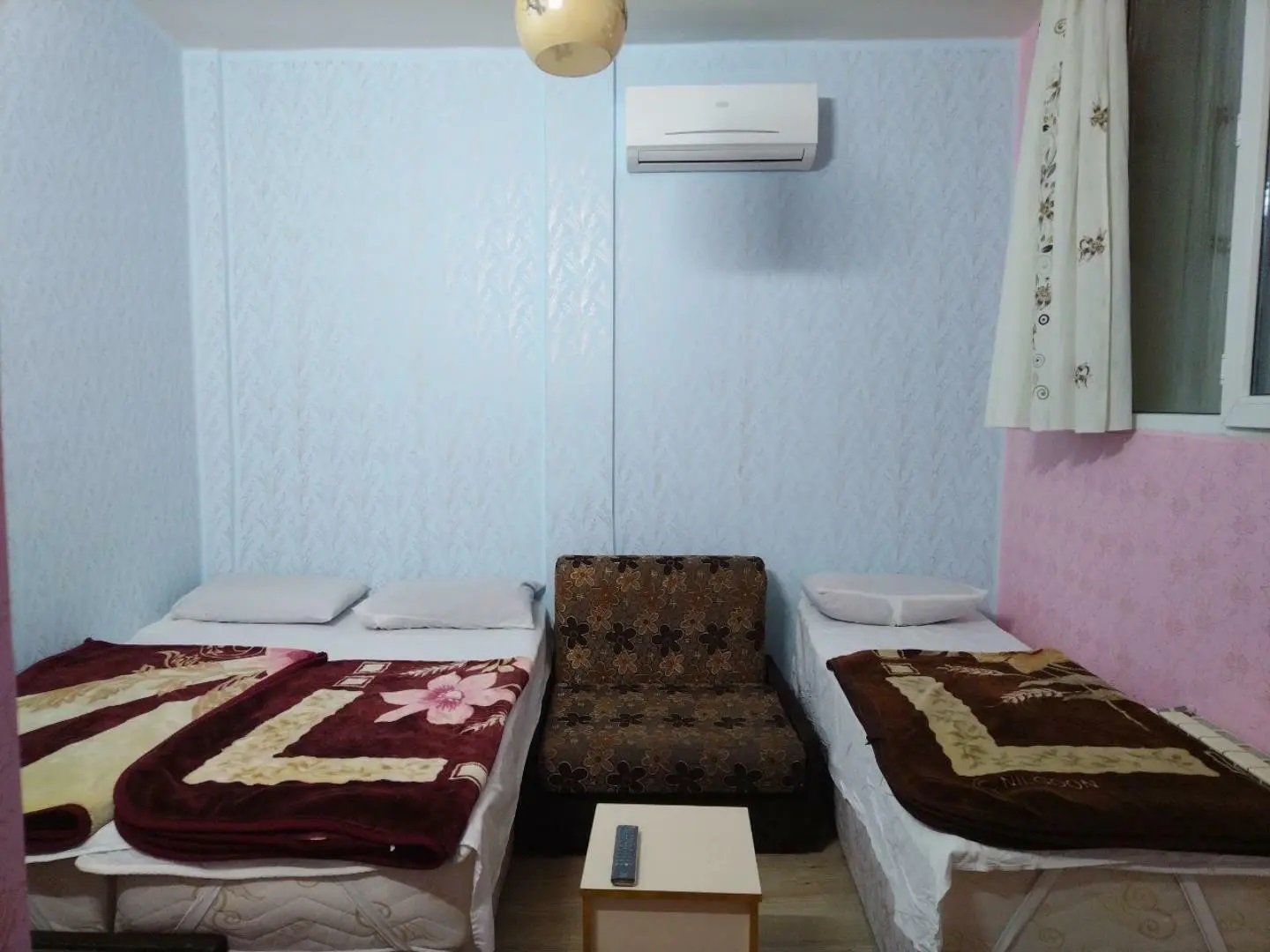 مهمانپذیر سپیده مشهد