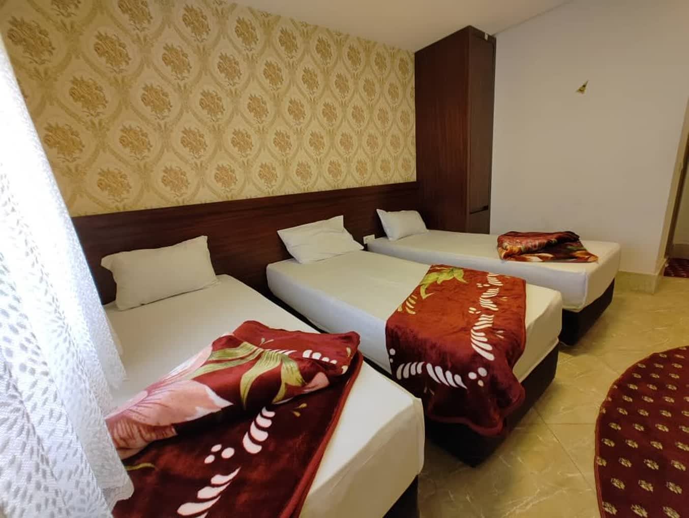 مهمانپذیر کمیل مشهد