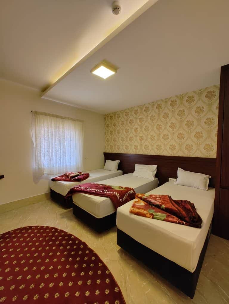 مهمانپذیر کمیل مشهد