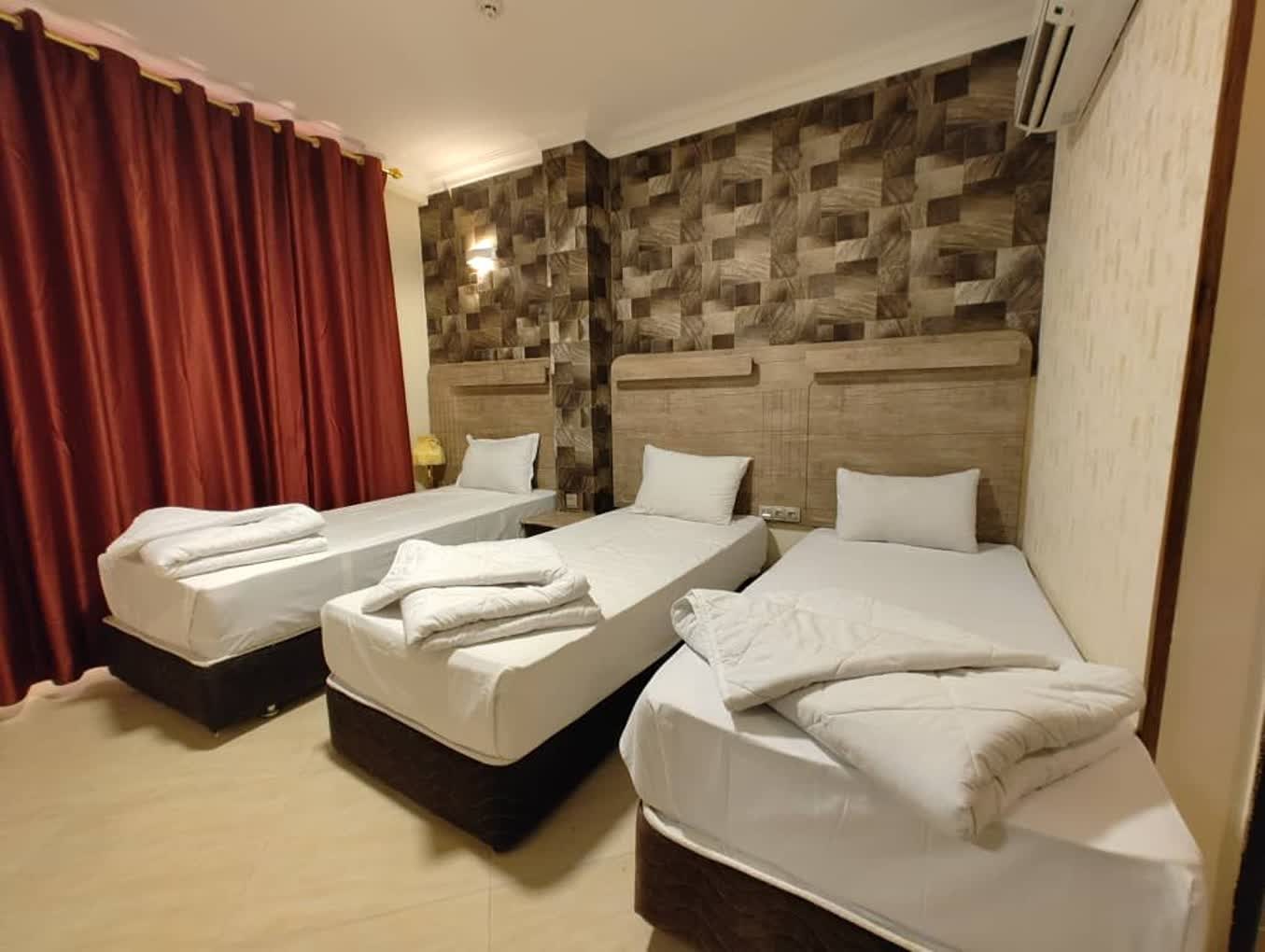 مهمانپذیر کمیل مشهد