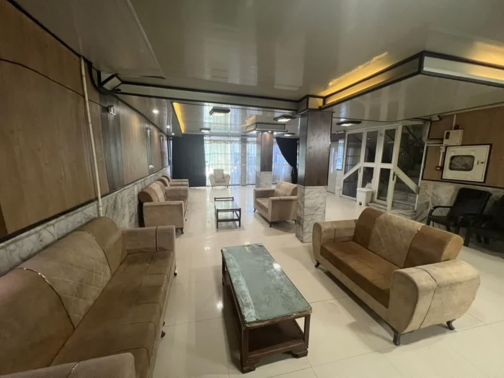 مهمانپذیر آناهیتا مشهد