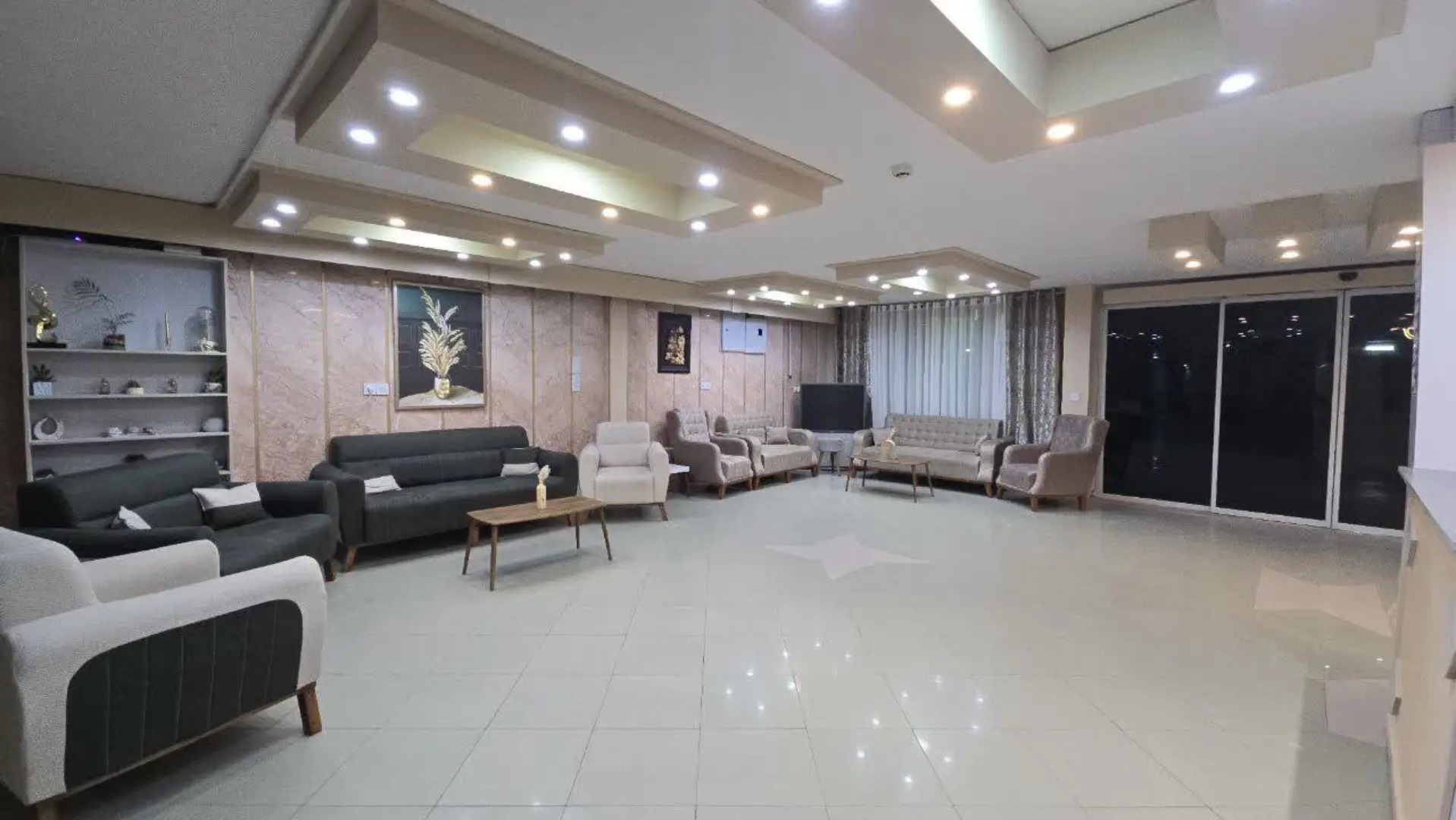 مهمانپذیر لطفی زاده نو مشهد