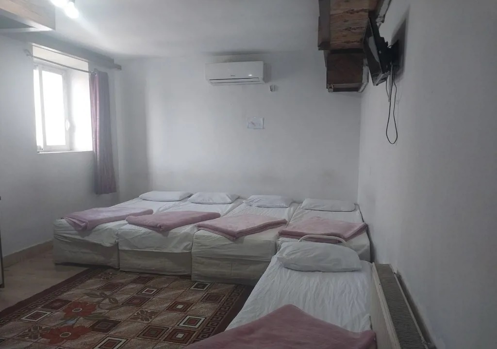 مهمانپذیر کاظمین مشهد