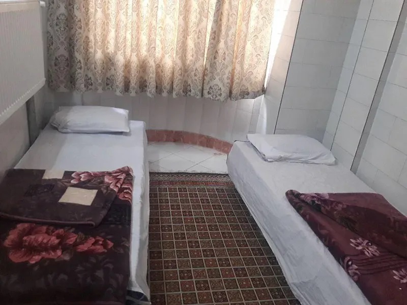 مهمانپذیر هلیا مشهد