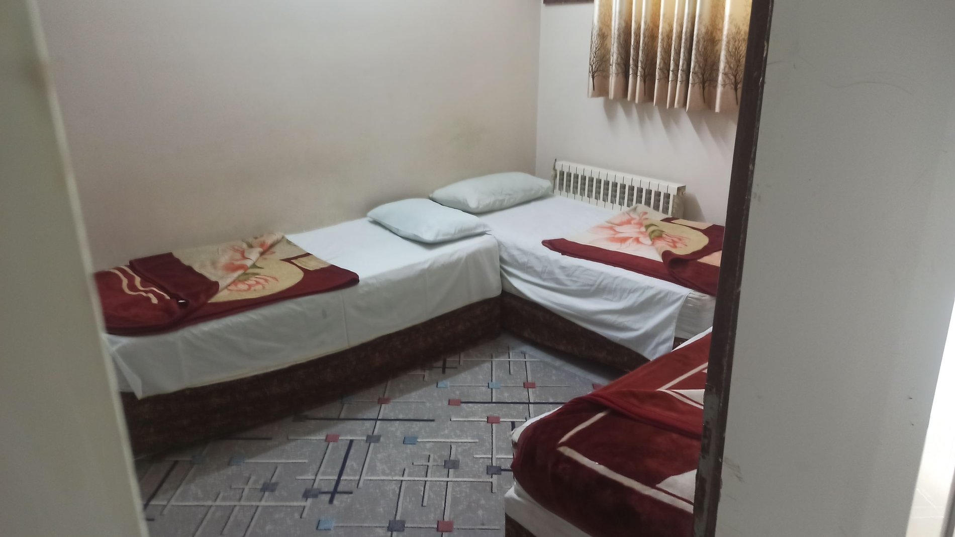 مهمانپذیر صدقیان تبریزی مشهد