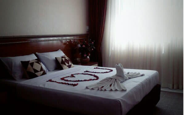 هتل ماندگار مشهد