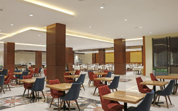 هتل قصرالضیافه قدس مشهد