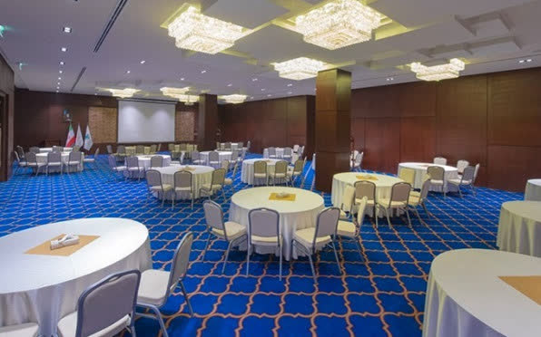 هتل قصرالضیافه قدس مشهد