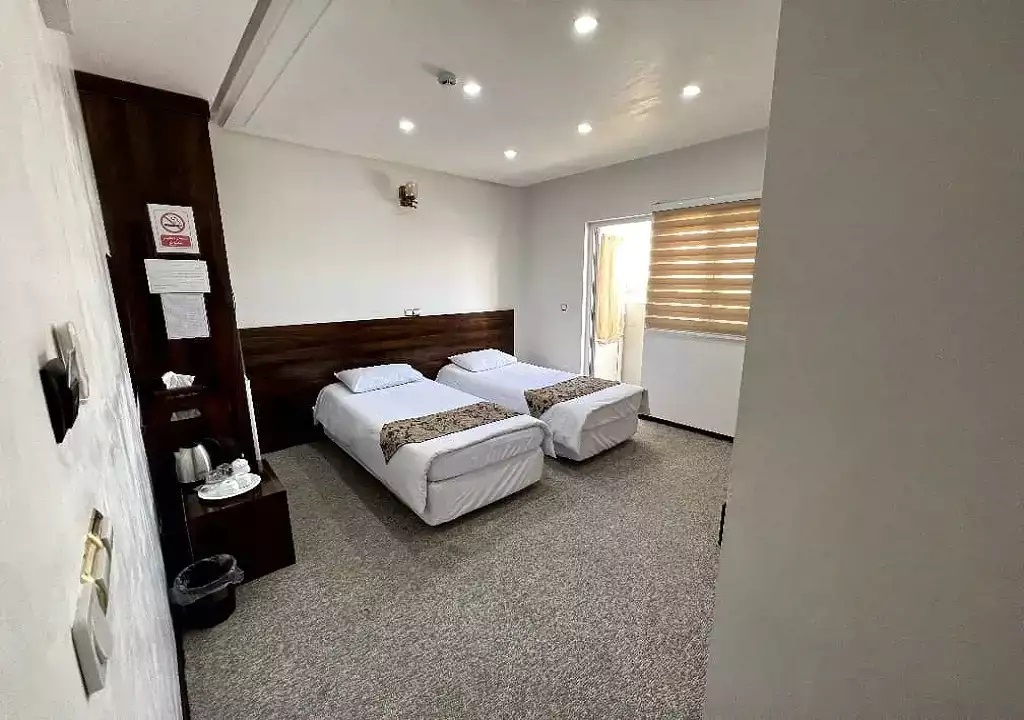 هتل عصمتی تربت جام