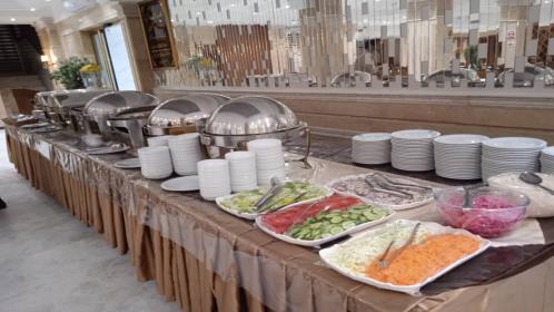 هتل ارزان با ۳ وعده غذا نزدیک حرم امام رضا | رزرو هتل ارزان مشهد+50%